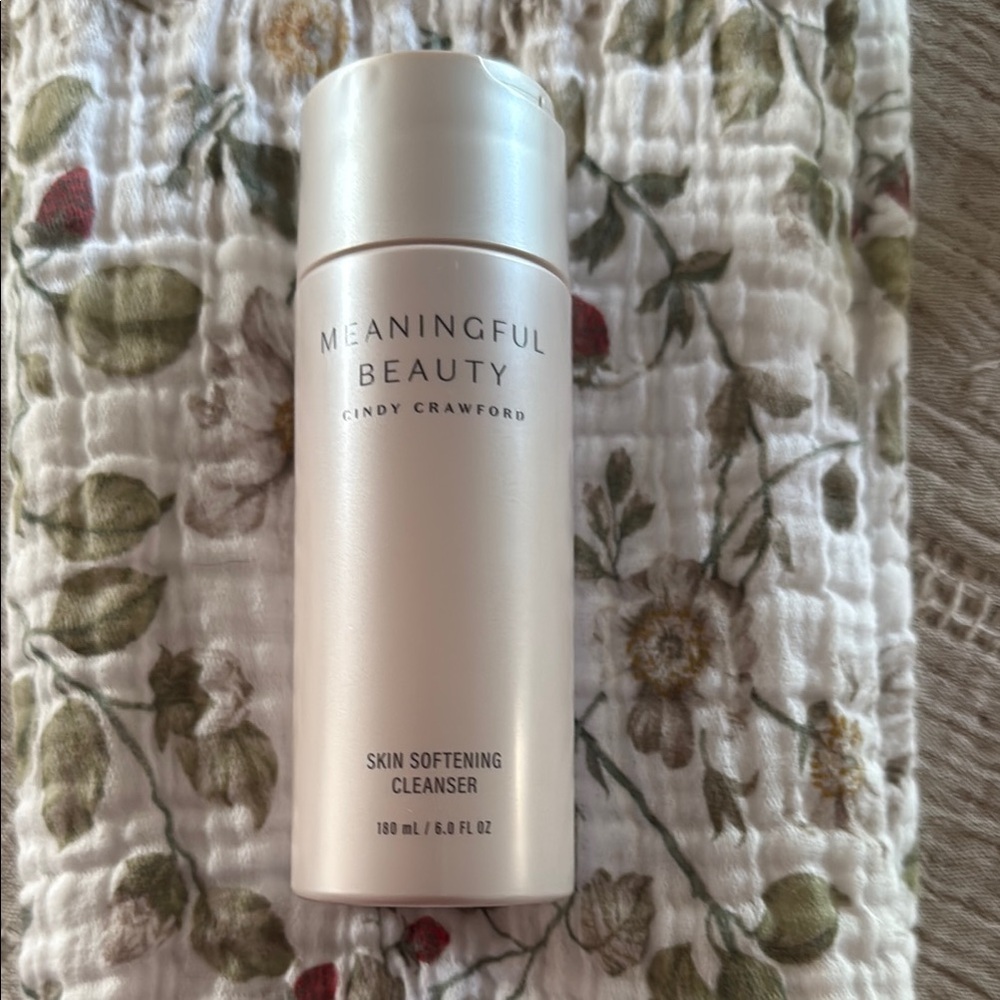 Meaningful Beauty Skin Softening Cleanser - Soft Cream